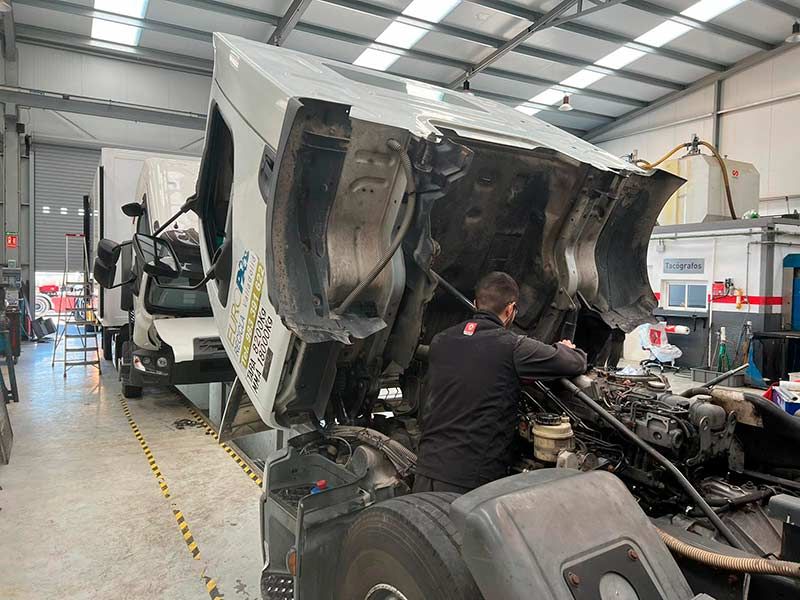 Taller de camiones en Valladolid