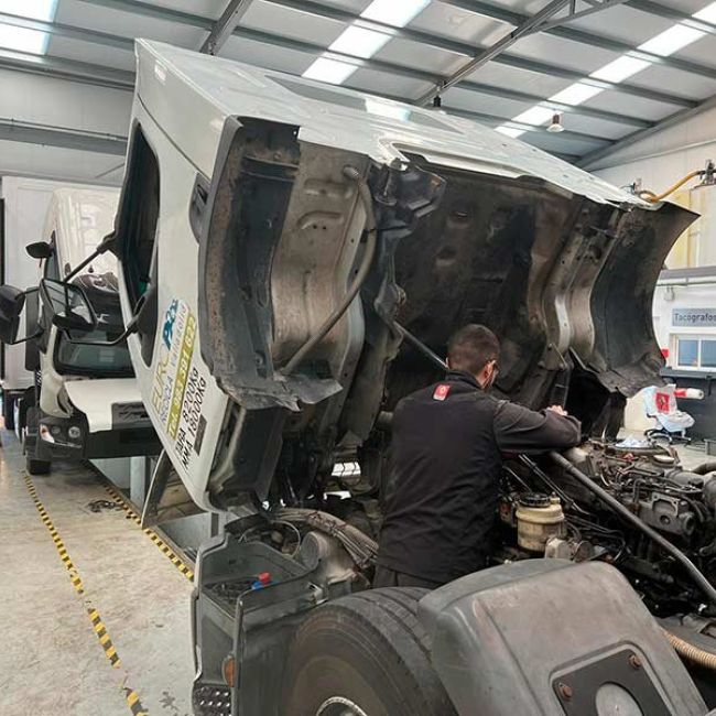 Taller de camiones en Valladolid